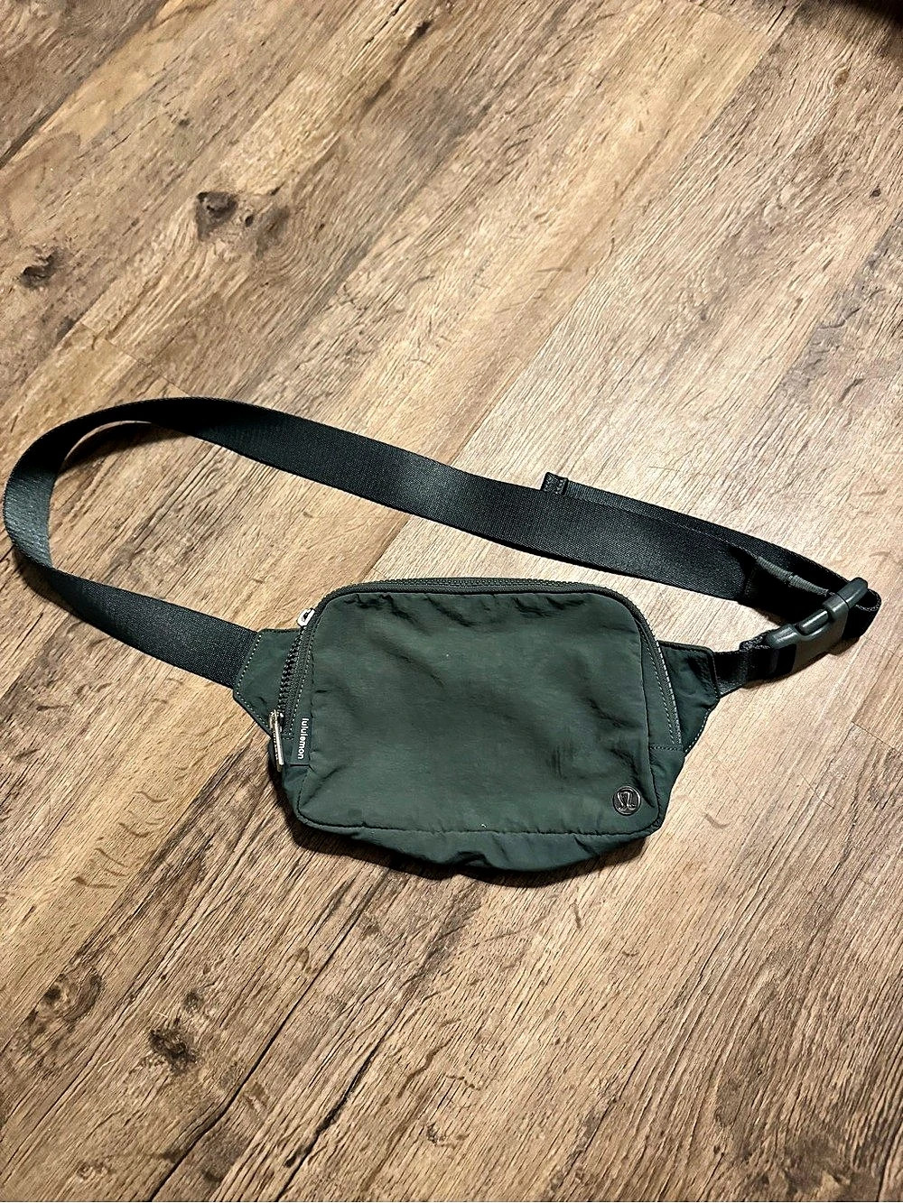 lululemon Everywhere Belt Bag Belt Bag in Green